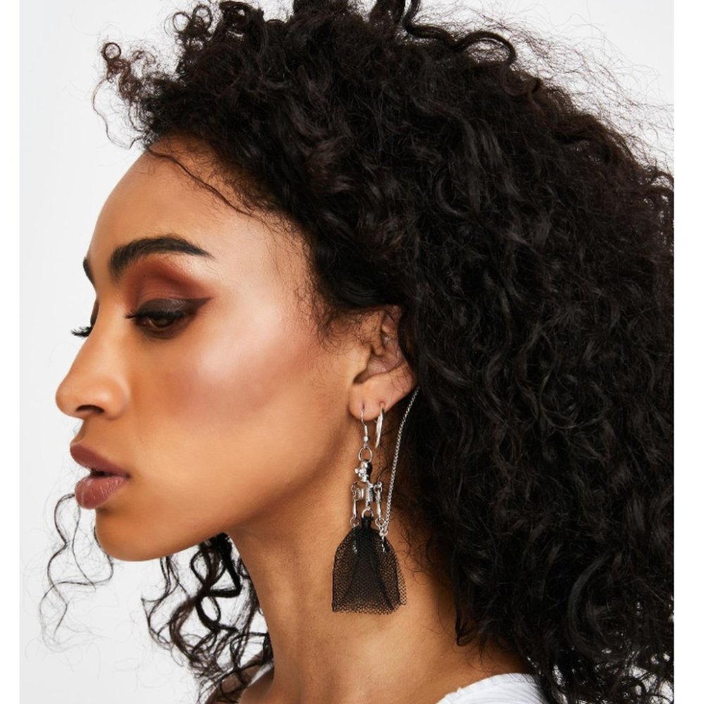 CORPSE DE BALLET SKELETON EARRING AND EAR CUFF - Picture 2 of 4